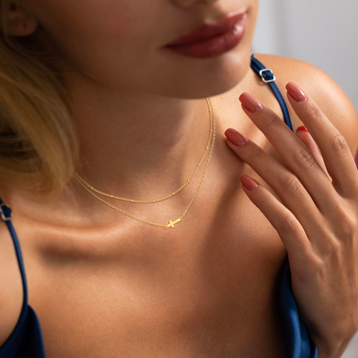 Cross Layered Necklaces for Women - 14K Gold/Sterling Silver Plated Cross Pendant Simple Satellite Chain Dainty Small Choker Sideways Necklace Jewelry Trendy Gift